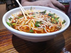 -遵义虾子张六羊肉粉(普陀路店)