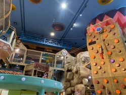 点击看大图 -卡通尼·Safari非洲探索乐园·生日会(金桥国际商业广场店)