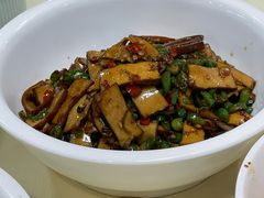 -笨罗卜浏阳菜馆(龙华鹏润达店)