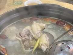 -濠轩阁特色生蚝火锅(水湾路店)