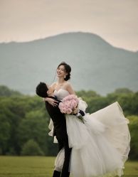 -雪中彩影婚纱摄影·微光艺术中心