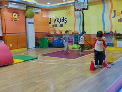 -卓跃儿童运动馆·体能·跳绳·篮球(滨江东中心店)