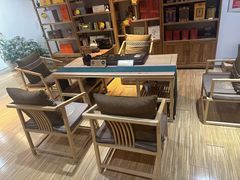 -青岛中升沃茂沃尔沃4S店(市北店)