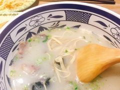 熬足八小时牛肉汤-牛三哥洛阳牛肉汤(生态城店)