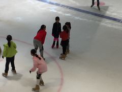 -冰纷万象滑冰场(南山万象天地店)