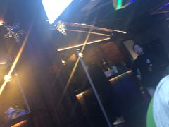 -YOGO优果密室逃脱(新佳丽广场店)