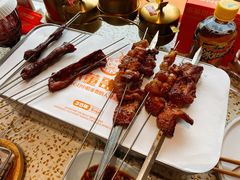 棒骨肉筋-小董哥烤串·爆汁大油边(故宫店)