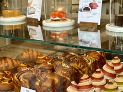 -VERIE BAKEHOUSE