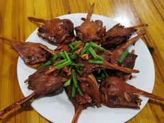 -冶建镜子·老南昌大排档·江西虾王(总店)