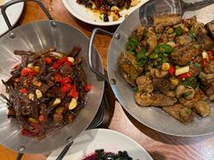 -黄泥岗·地道湖北菜(奥特莱斯店)