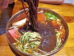 特色现压冷面-聚合鑫东北熏酱熟食麻辣面(长阳店)