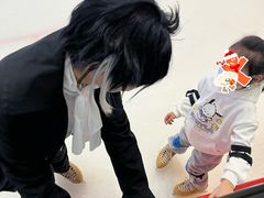 -冰纷万象滑冰场(二七万象城店)