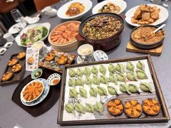 -连鹭海鲜·海肠捞饭·海胆饭(星海店)