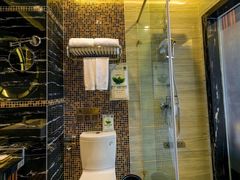 -麗枫酒店(成都理工大学地铁站店)