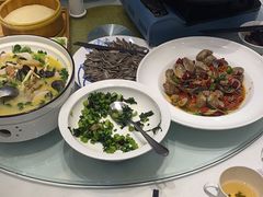 -香山湖家家宴(中山陵店)