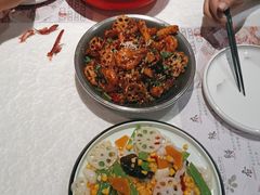 -辣小妮de川菜馆(红旗Mall店)