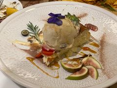 -Mark&Mars Restaurant