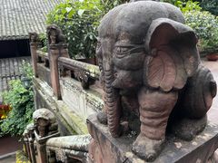 -峨眉山报国寺