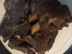 熏排骨-东口码头·烧鸽子·鱼头泡饼·地方菜(金鹰悦城店)