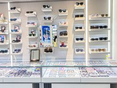 -潘多拉眼镜·蔡司依视路明月(潘家园店)