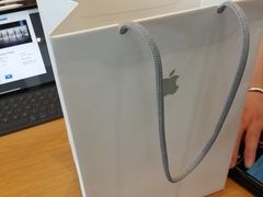 -Apple 零售店(Causeway Bay)