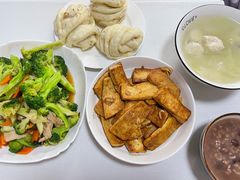 -天鹅到家·保姆月嫂育儿嫂(朝阳店)