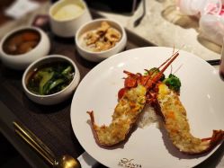 -安雅国际月子会所(拱北森宇富通店)