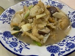三鲜烩鱼肚-广迎居老正兴菜馆