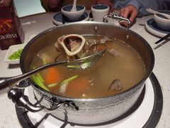 牛骨清汤锅-左庭右院鲜牛肉火锅(环球港店)