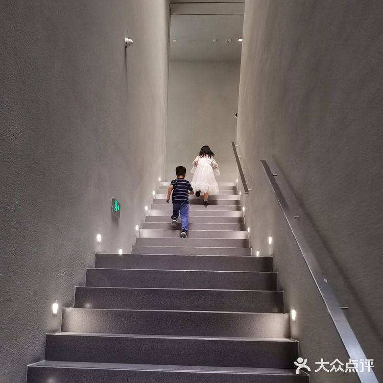 西岸美术馆——孩子们的绝佳免费室内乐园