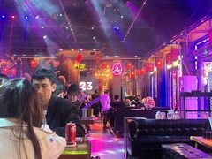 -喜鹊音乐酒馆(西街店)