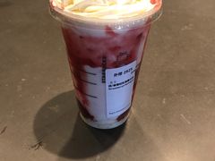 -星巴克(迪士尼小镇店)