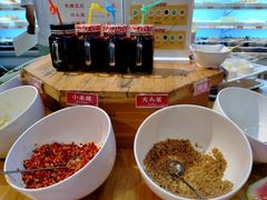 自助调料区-袁记串串香(新南门店)