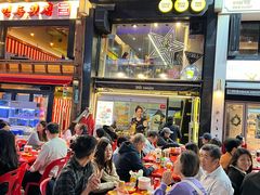 -BHC炸鸡(明洞总店)