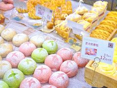 -顶东面包花园·生日蛋糕(世博店)