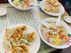 -长人馄饨铺(解放街店)
