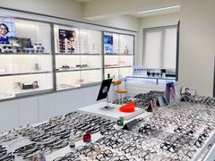 -潘多拉眼镜·蔡司依视路明月(潘家园店)