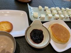 酸奶糕-诺敏塔拉奶茶-布里亚特包子-手把肉(锦都会店)