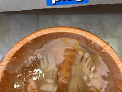 -郑远元专业修脚房(国顺东路店)