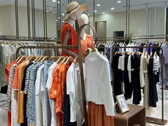 -王府井奥莱临潼小镇(临潼店)