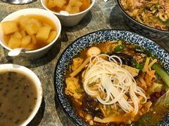 -粉家柳州螺蛳粉(杨宅路店)