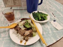 鸡鸭双拼饭咖喱汁-清真惠记