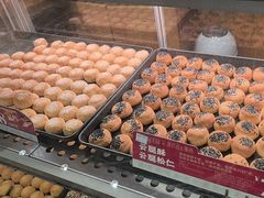 -昆明冠生园·鲜花饼·面包蛋糕(老街店)
