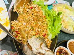 -Kub Kao Kub Pla (Terminal21)