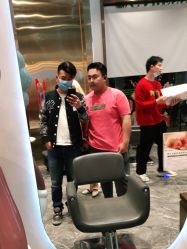 -卡尔诗·科技美肤连锁