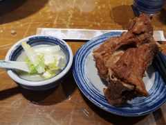 -95号酱骨·一块豆腐(展春园西路店)