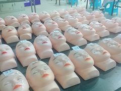 -粤港芭莎美容美发化妆学校