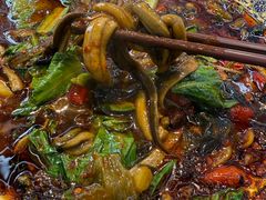 -谢老五跷脚牛肉·非遗传承店