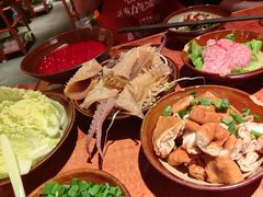 -周小明火锅(黑金冠社区店)