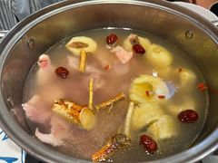 -松哥油焖大虾.小龙虾.黑鸭煲(海岸城店)